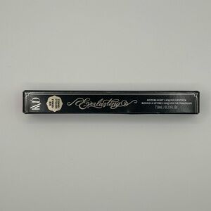 Everlast Hyperlight Liquid Lipstick - Black with Gold Script